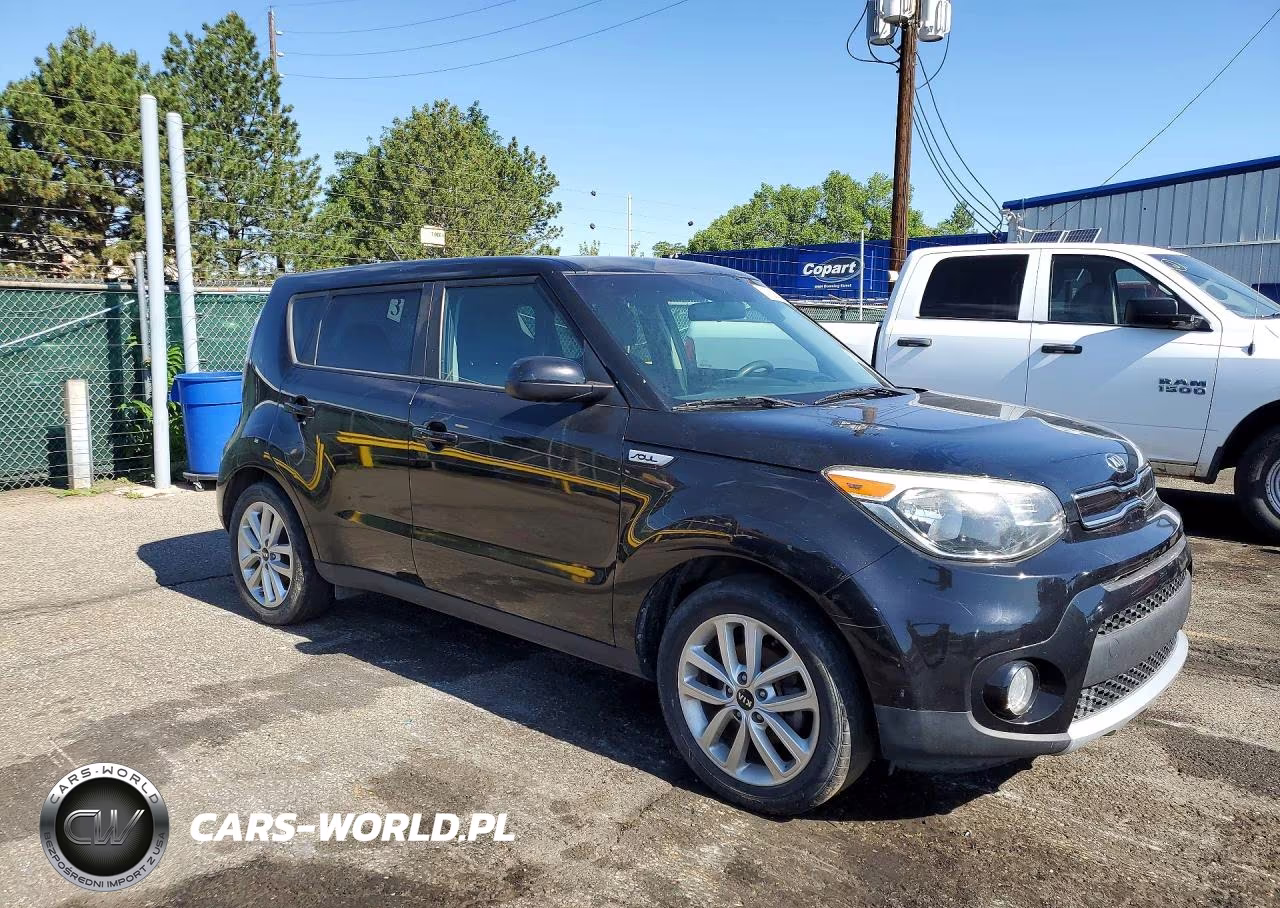 2018 Kia Soul + VIN:KNDJP3A53J7510881 - 4