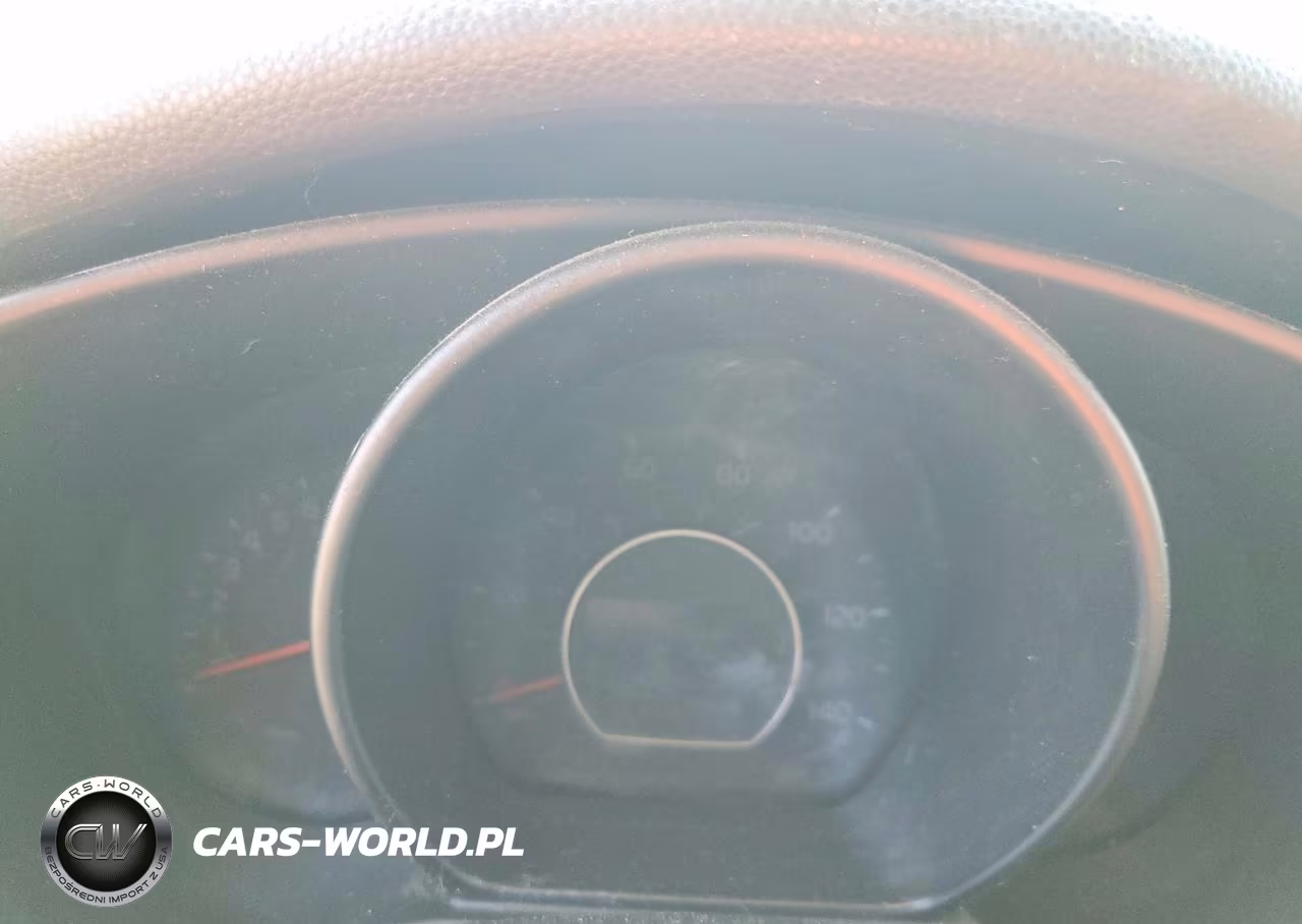 2018 Kia Soul + VIN:KNDJP3A53J7510881 - 9