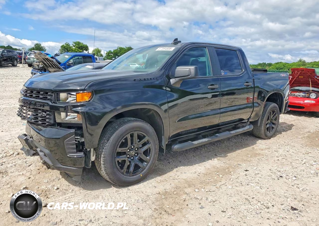 2021 Chevrolet Silverado K1500 Custom