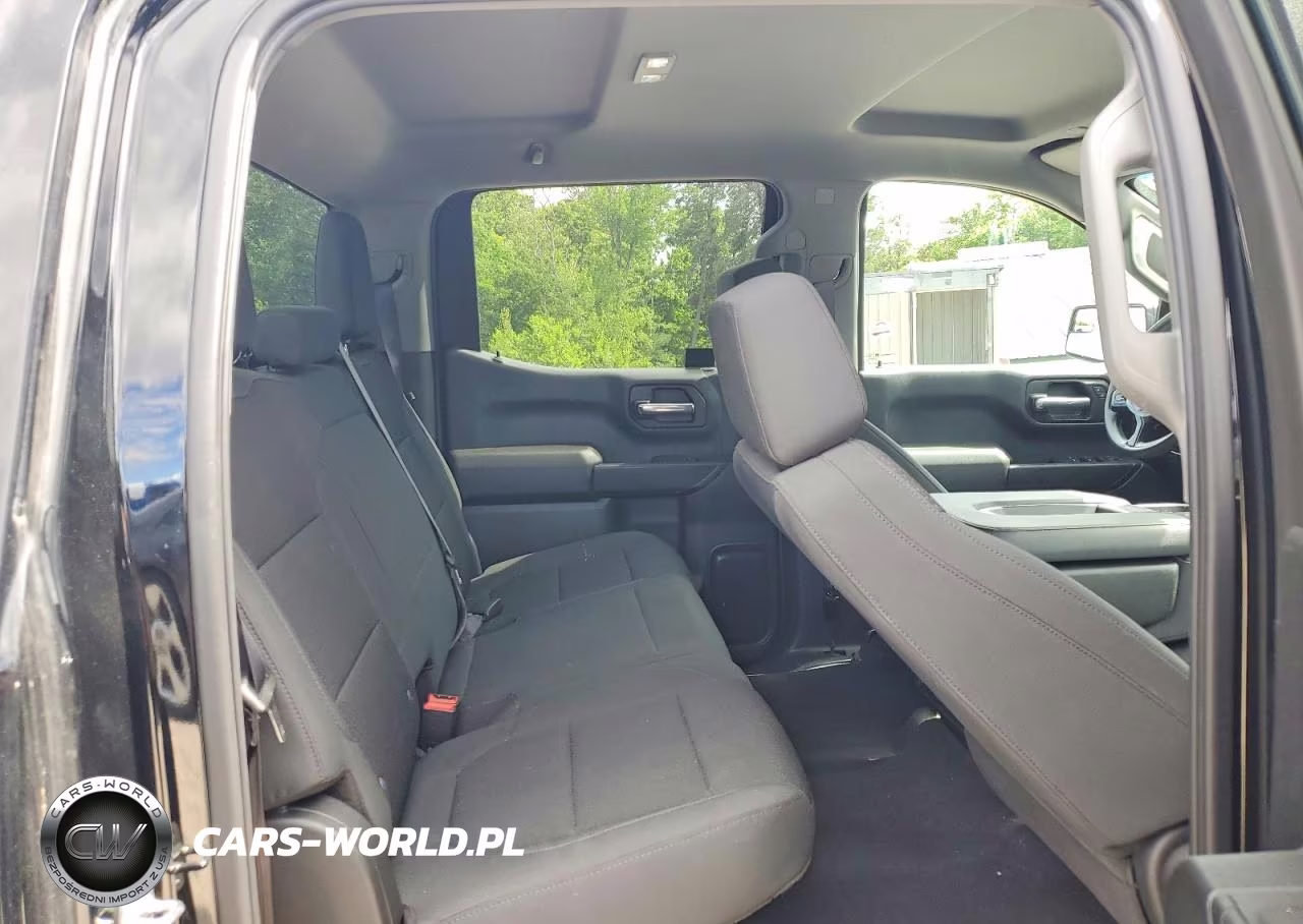 2021 Chevrolet Silverado K1500 Custom VIN:1GCPYBEK4MZ278589 - 10