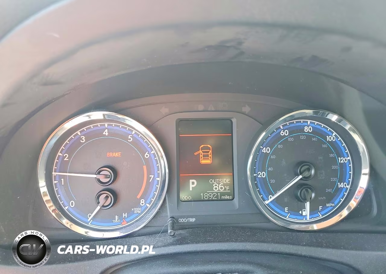 2018 Toyota Corolla L VIN:2T1BURHE0JC994190 - 9