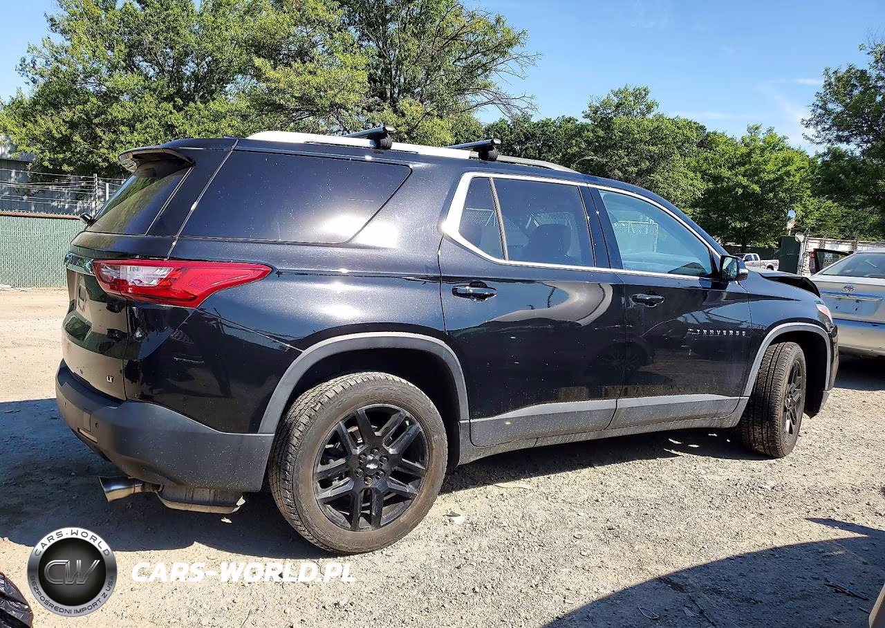 2018 Chevrolet Traverse Lt VIN:1GNEVGKW4JJ256758 - 3