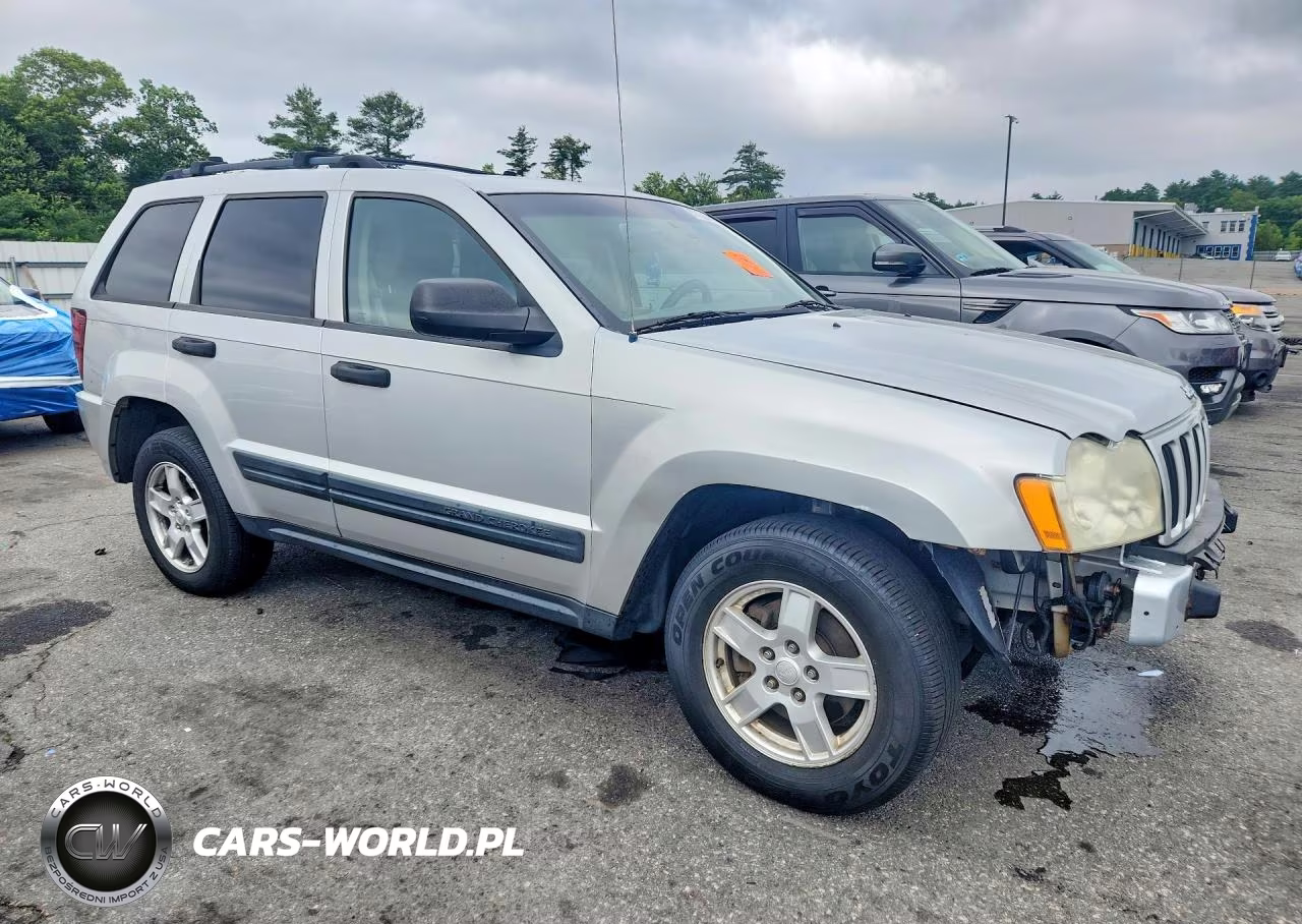 2005 Jeep Grand Cherokee Laredo VIN:1J4GR48K35C538077 - 4