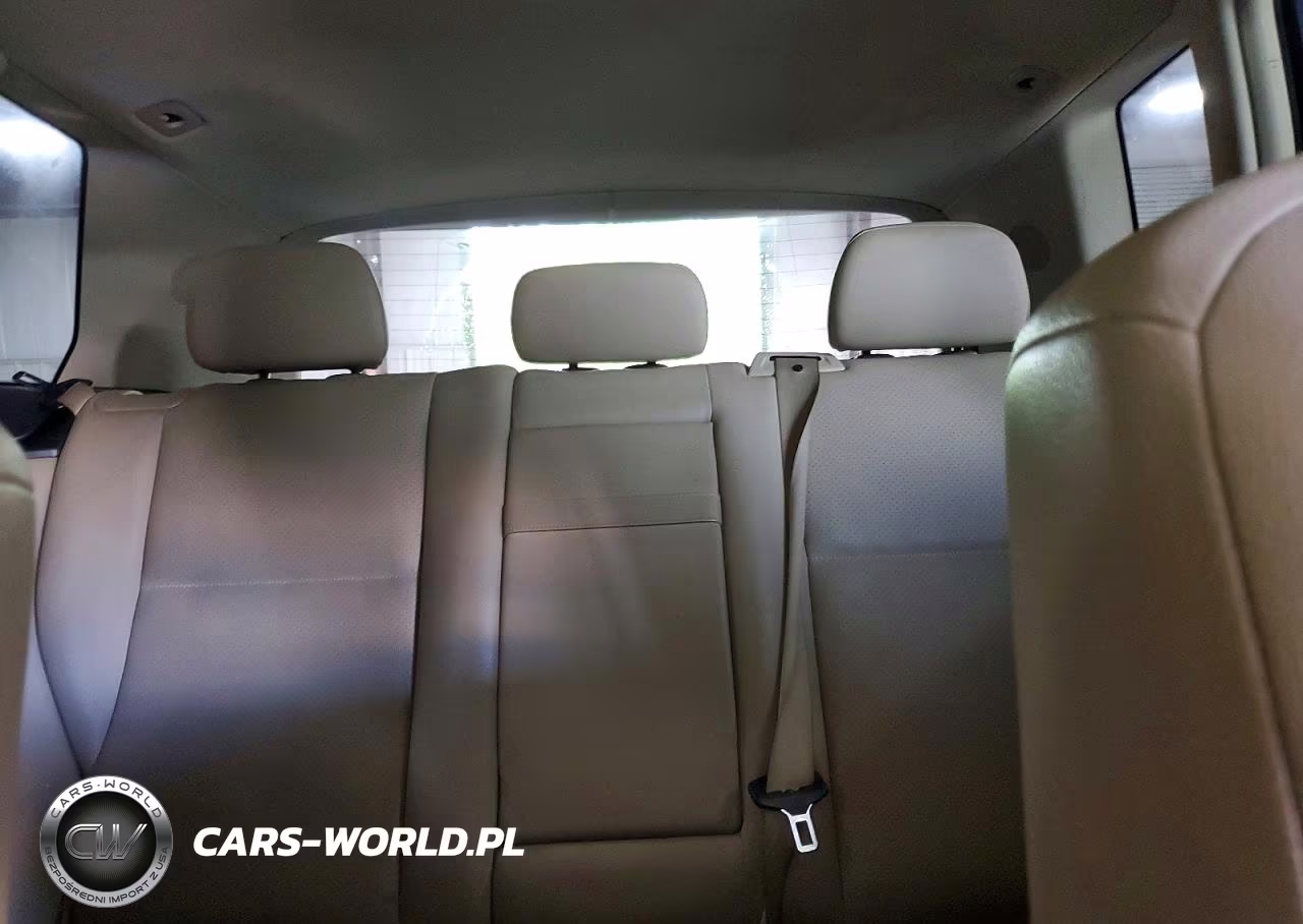 2010 Mercedes-Benz Glk 350 VIN:WDCGG5GB5AF504115 - 10