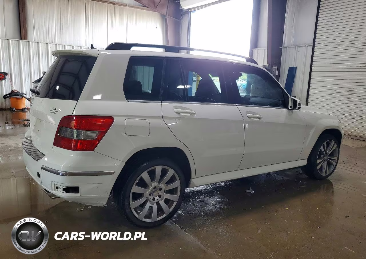 2010 Mercedes-Benz Glk 350 VIN:WDCGG5GB5AF504115 - 3