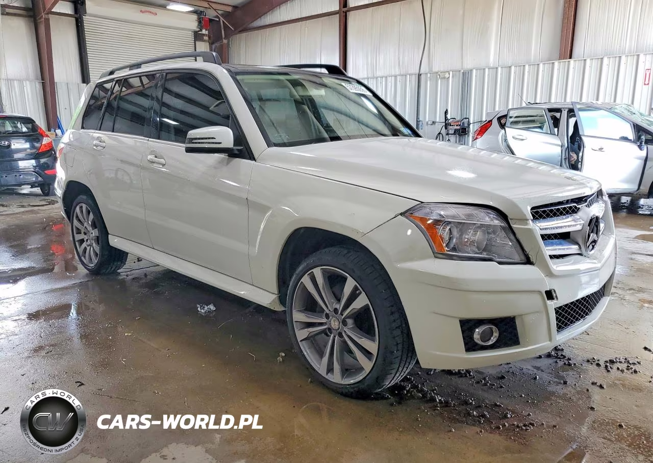 2010 Mercedes-Benz Glk 350 VIN:WDCGG5GB5AF504115 - 4