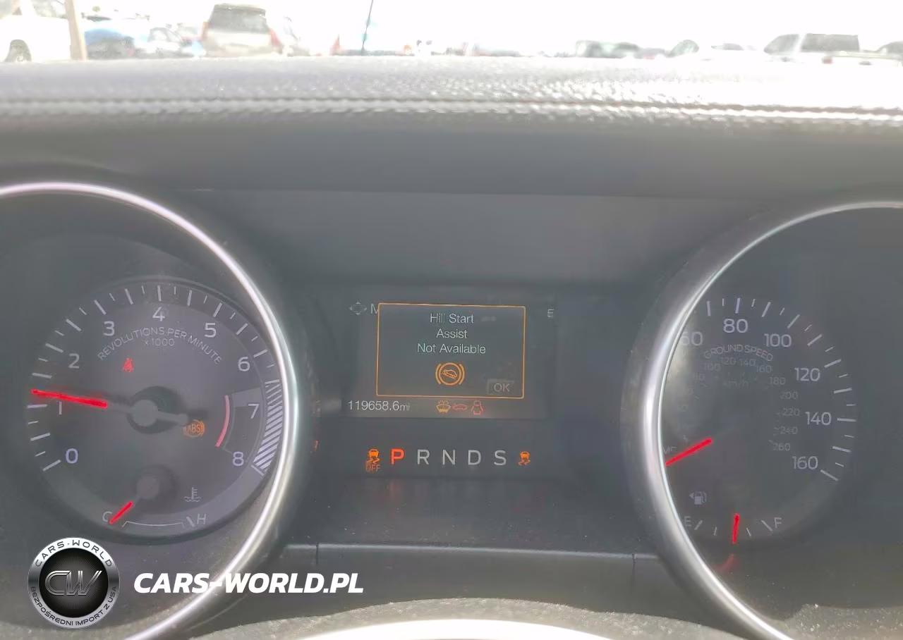 2018 Ford Mustang VIN:1FA6P8TH6J5179189 - 9