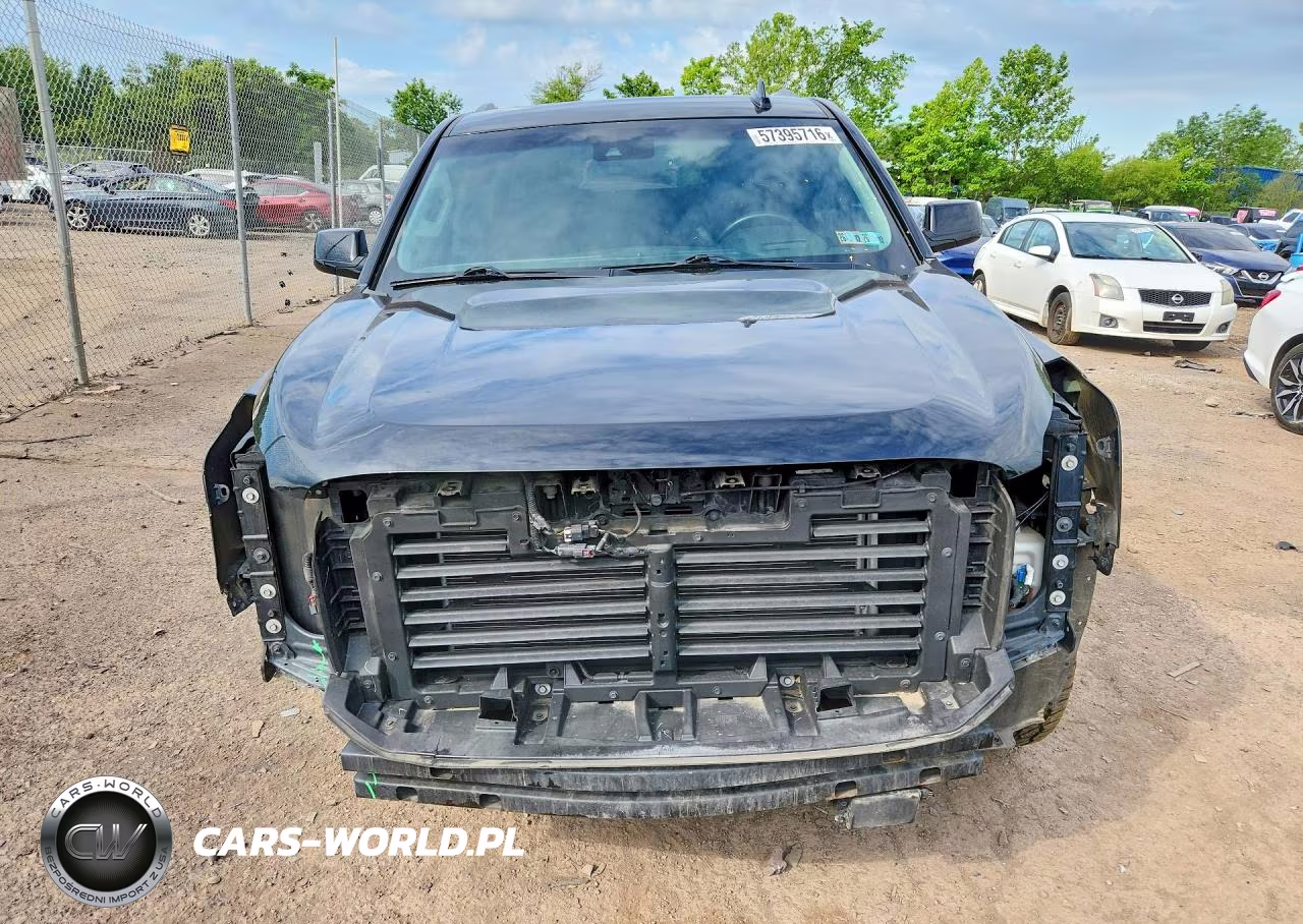 2018 GMC Yukon Denali VIN:1GKS2CKJ2JR105991 - 5