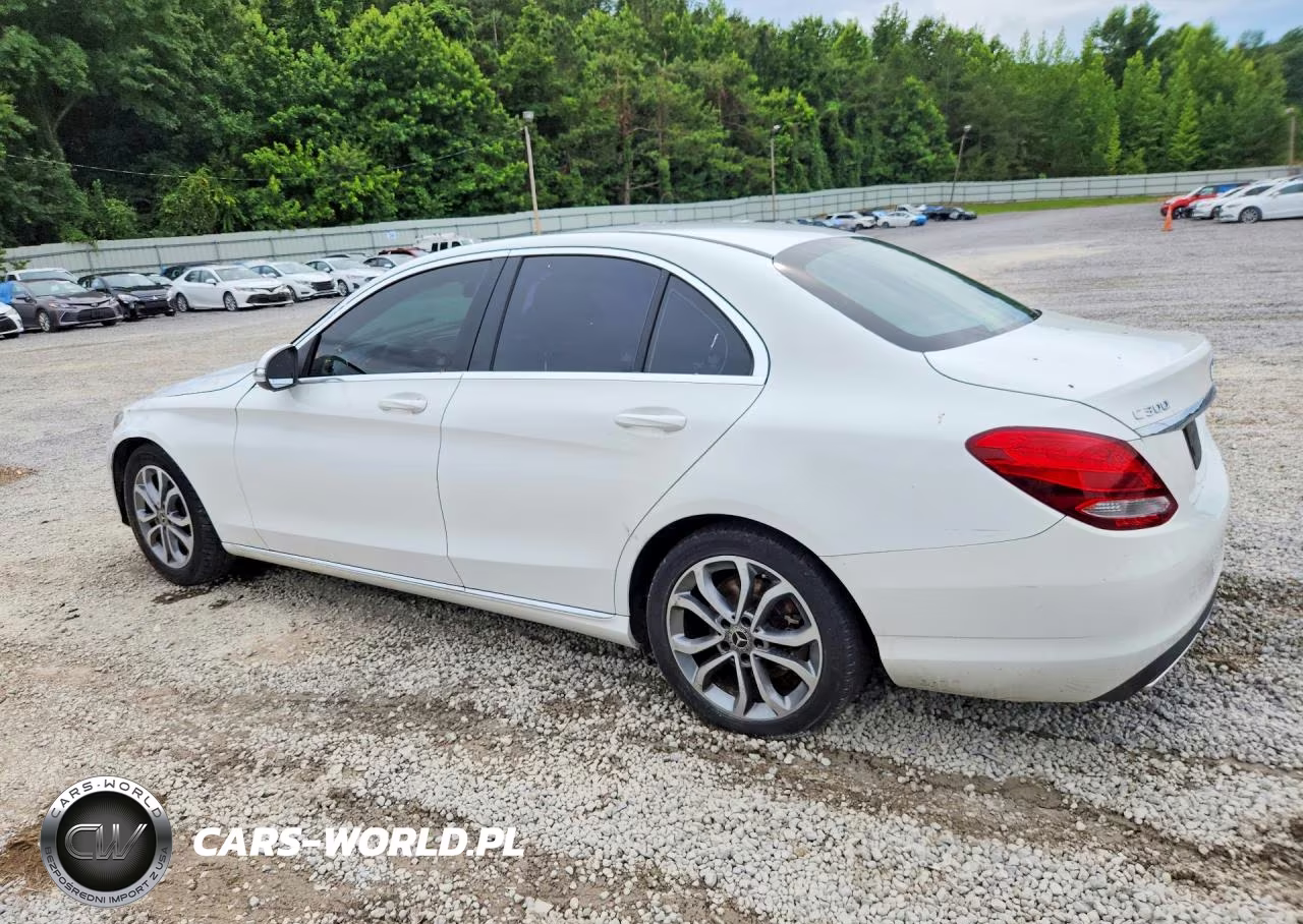 2018 Mercedes-Benz C 300 VIN:55SWF4JB6JU245340 - 2