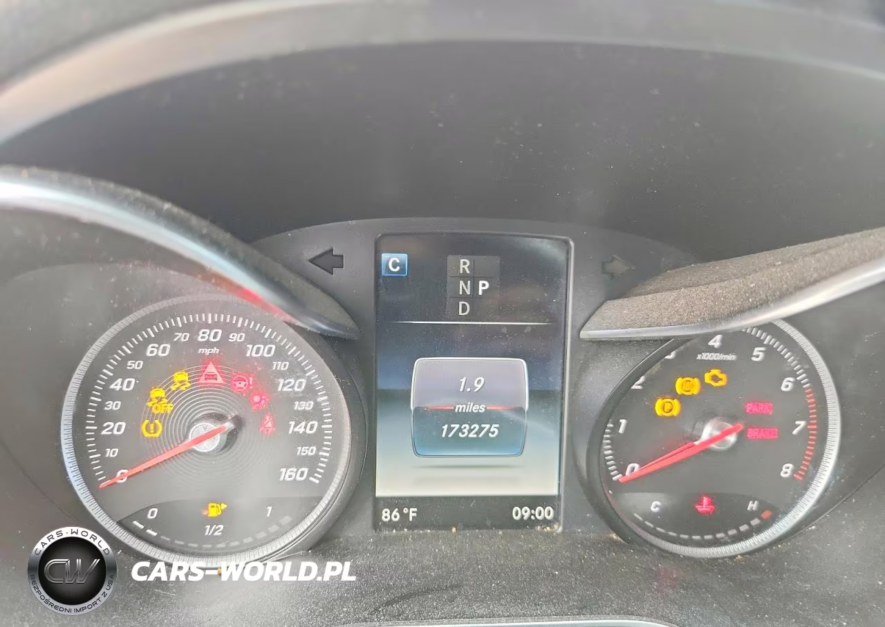 2018 Mercedes-Benz C 300 VIN:55SWF4JB6JU245340 - 9