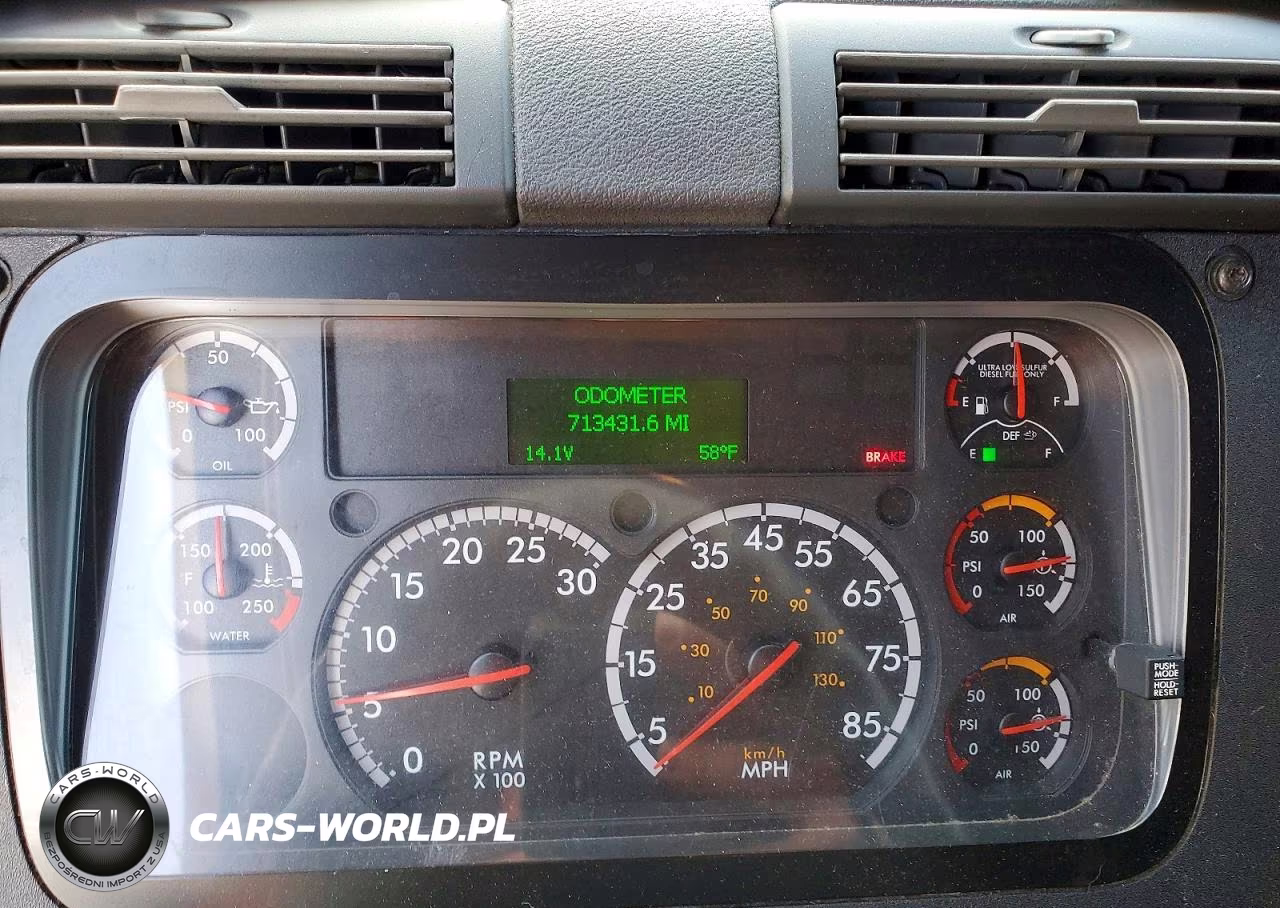 2019 Freightliner Cascadia 125 Semi Truck VIN:3AKJGLDR8KDKG6407 - 8