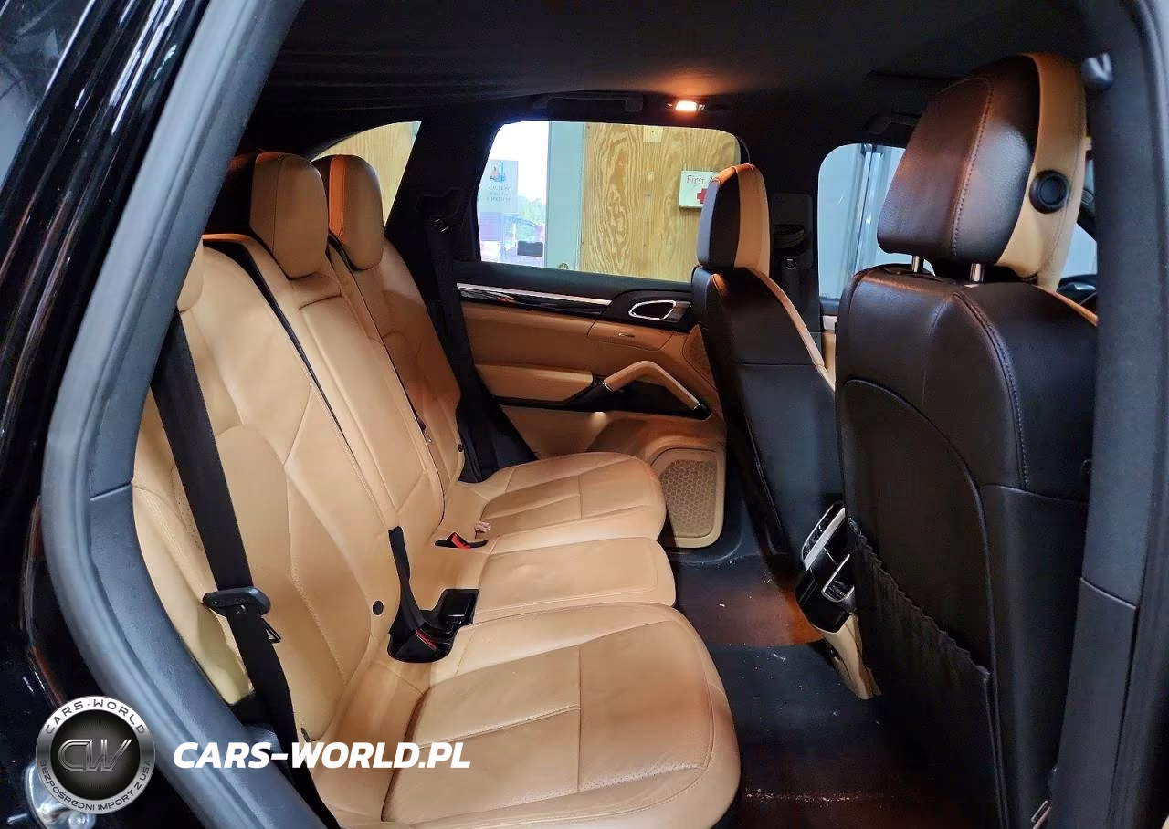 2014 Porsche Cayenne VIN:WP1AA2A28ELA06856 - 11
