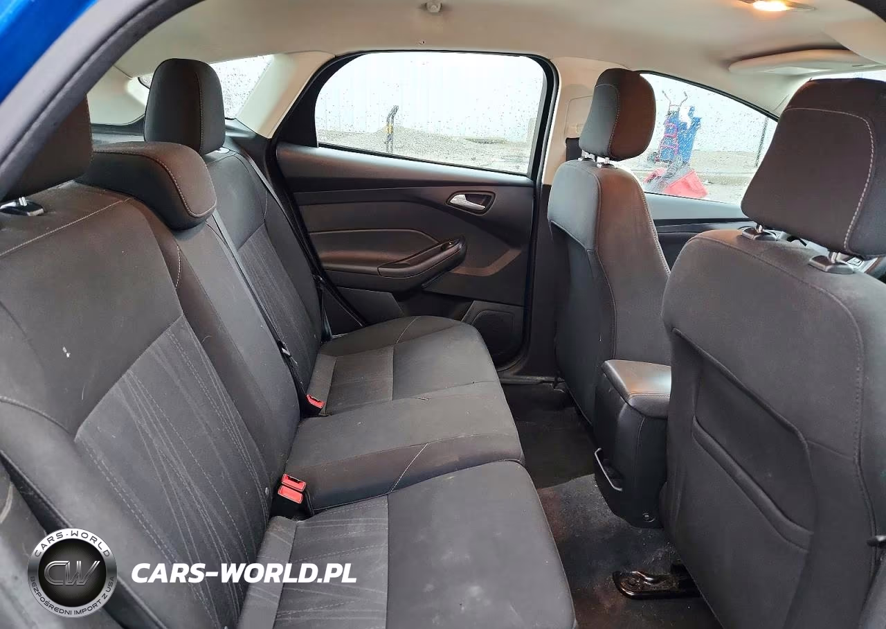 2018 Ford Focus Se VIN:1FADP3K25JL272286 - 11