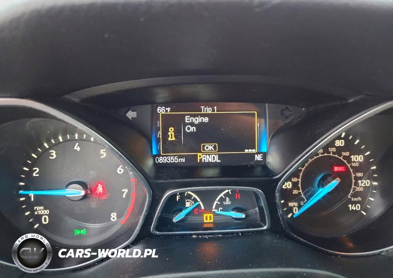2018 Ford Focus Se VIN:1FADP3K25JL272286 - 9