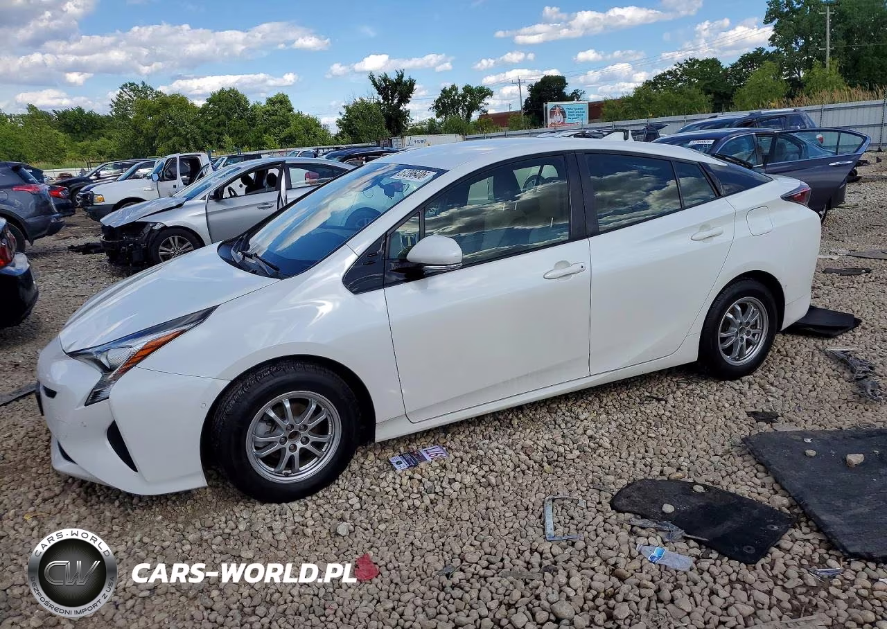 2017 Toyota Prius Three – zdjęcie 1 z 12