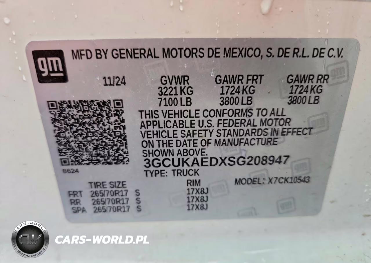 2025 Chevrolet Silverado K1500 VIN:3GCUKAEDXSG208947 - 12