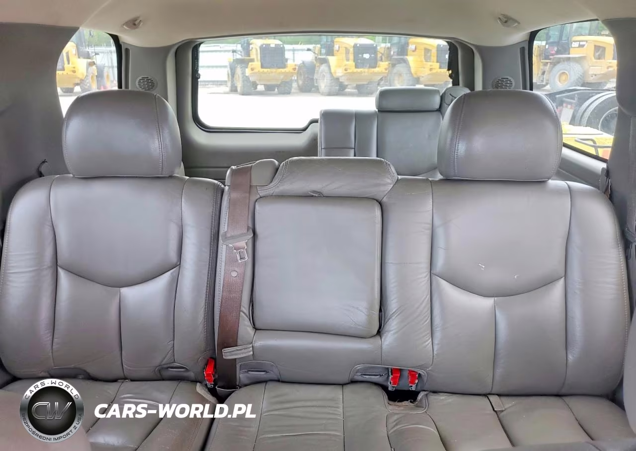 2003 Chevrolet Tahoe C1500 VIN:1GNEC13Z83R319117 - 10