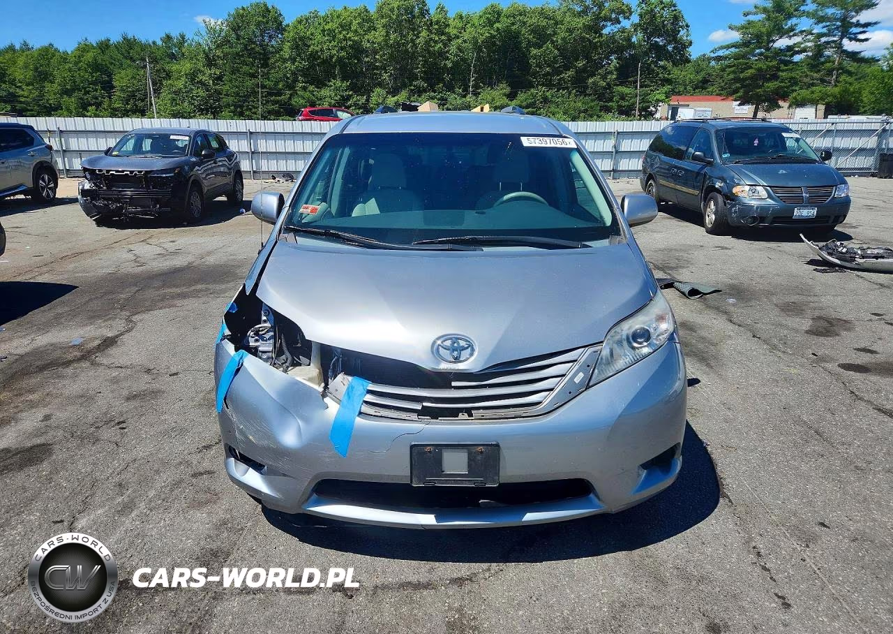 2013 Toyota Sienna Le VIN:5TDKK3DCXDS372831 - 5