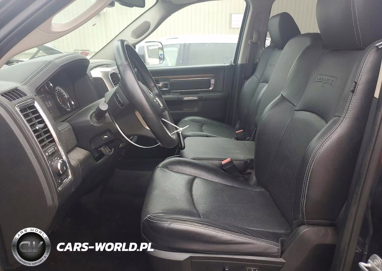 2017 Ram 1500 Laramie VIN:1C6RR7NT1HS702814 - 7