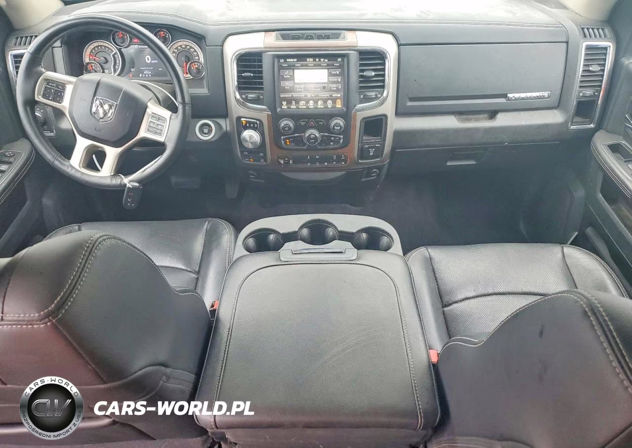 2017 Ram 1500 Laramie VIN:1C6RR7NT1HS702814 - 8