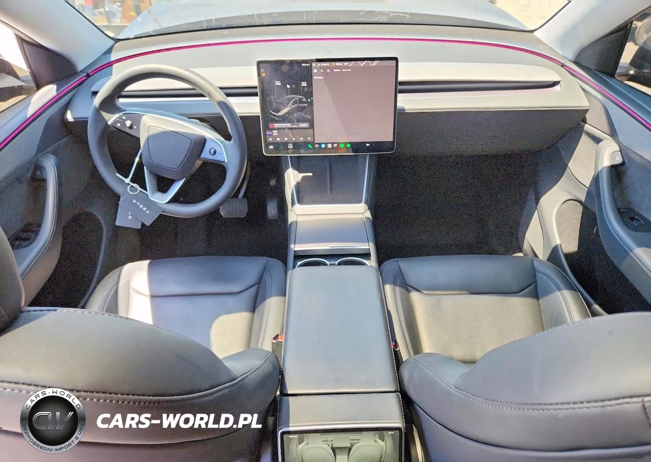 2026 Tesla Model Y VIN:7SAYGDEE8TF404330 - 8