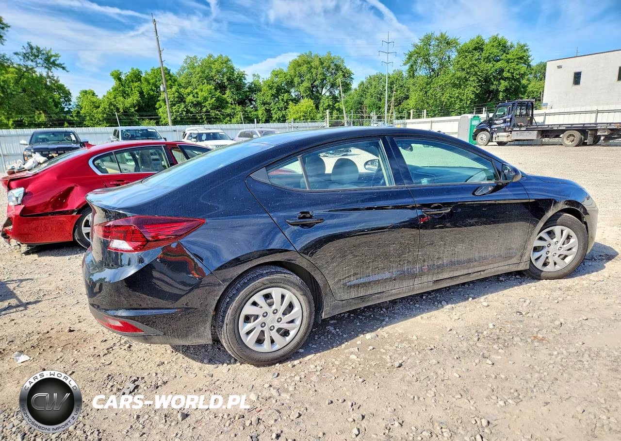 2019 Hyundai Elantra Se VIN:5NPD74LF0KH409934 - 3