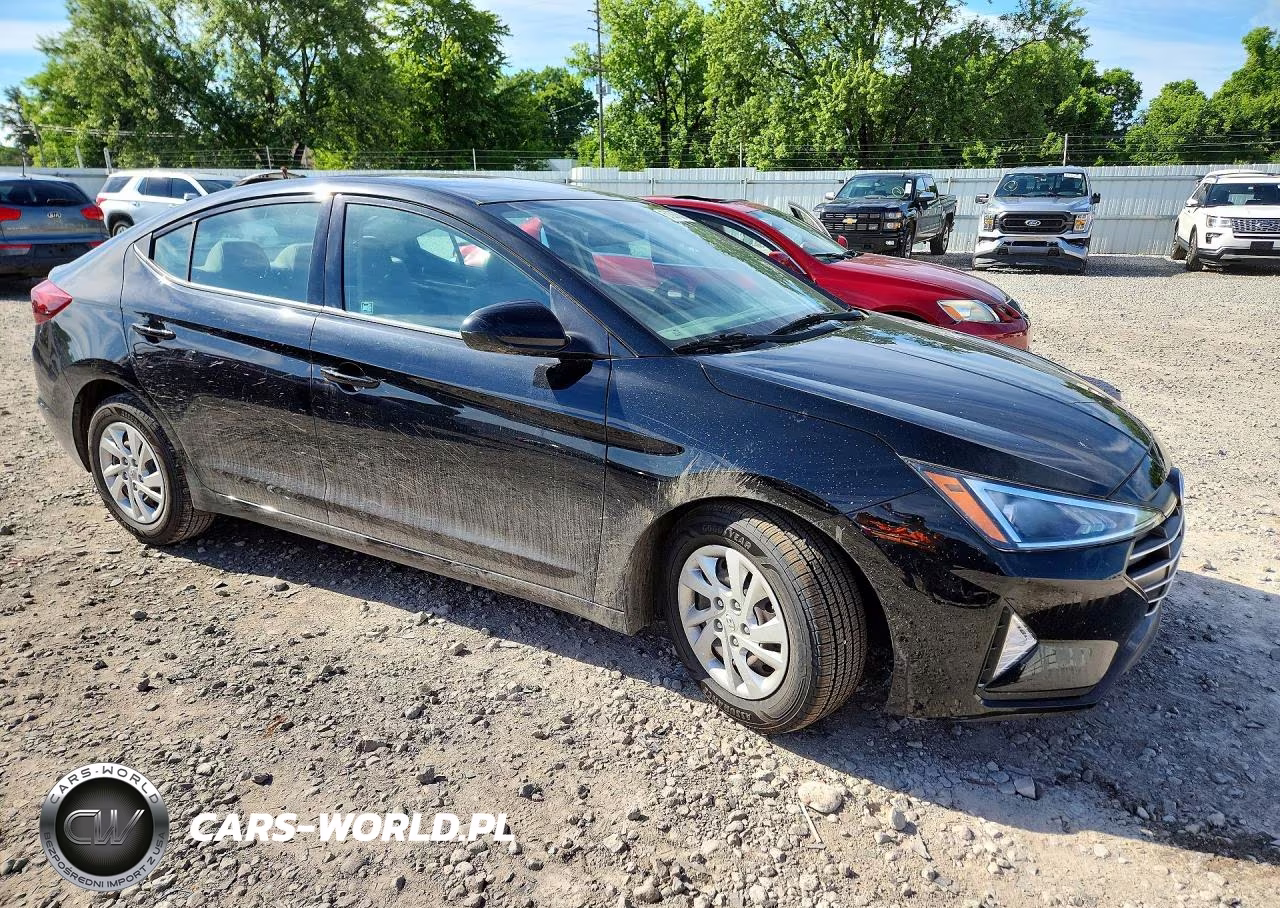 2019 Hyundai Elantra Se VIN:5NPD74LF0KH409934 - 4