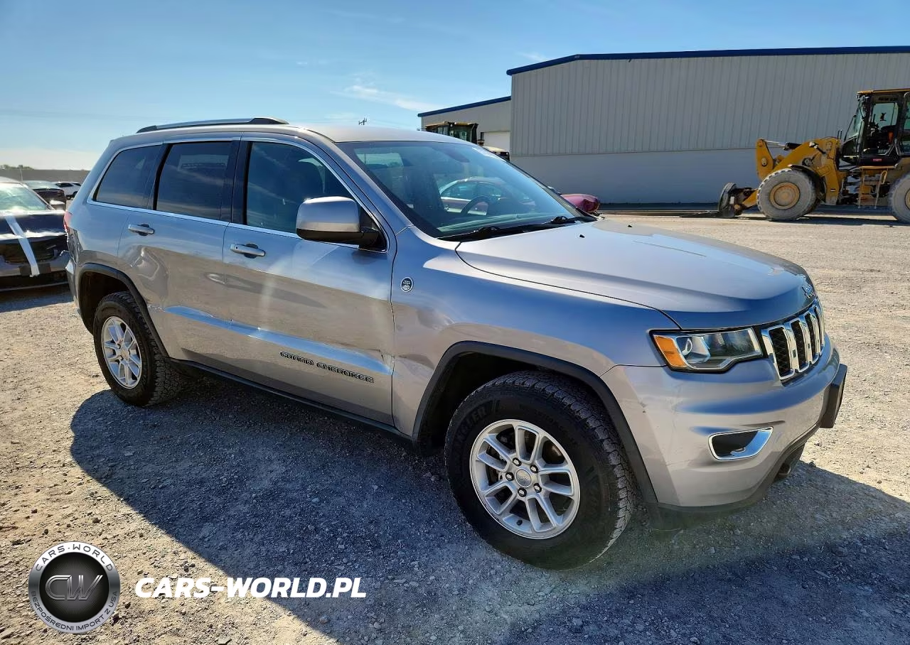 2019 Jeep Grand Cherokee Laredo VIN:1C4RJFAG6KC606844 - 4