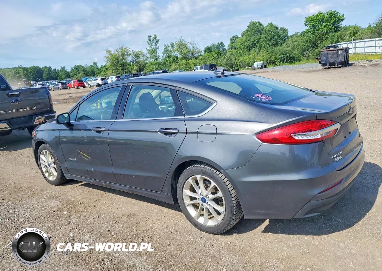 2019 Ford Fusion Se VIN:3FA6P0LU5KR208288 - 2