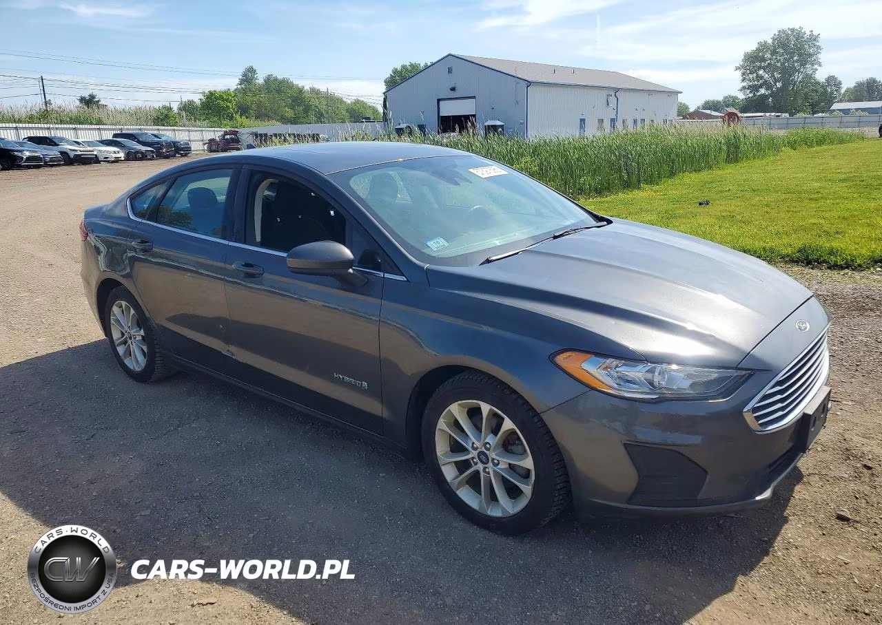 2019 Ford Fusion Se VIN:3FA6P0LU5KR208288 - 4