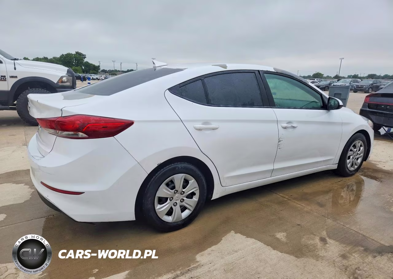 2017 Hyundai Elantra VIN:5NPD74LFXHH196662 - 3
