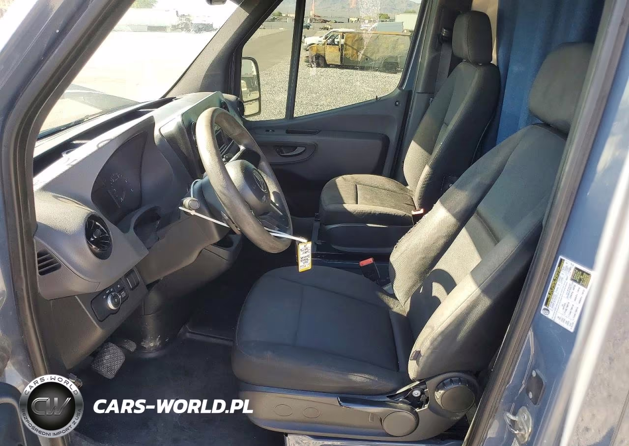 2019 Mercedes-Benz Sprinter 2500 VIN:WD4PF1CD8KP109176 - 7
