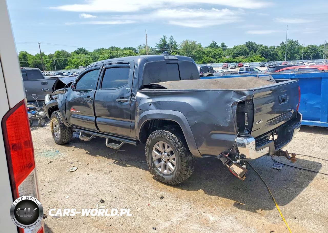 2018 Toyota Tacoma Sr5 V6 VIN:3TMCZ5AN2JM136316 - 2