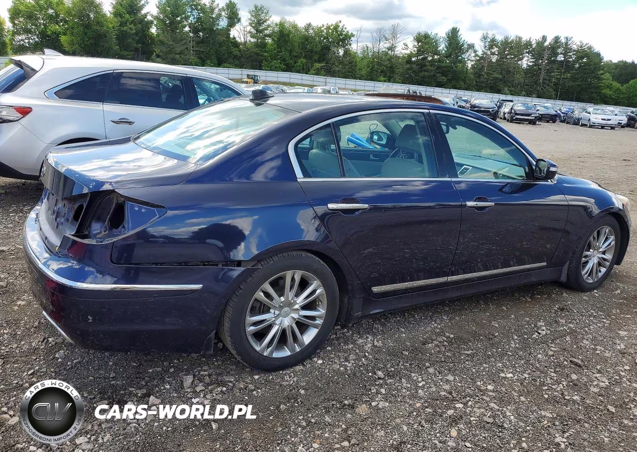2012 Hyundai Genesis 4.6L VIN:KMHGC4DF9CU200279 - 3