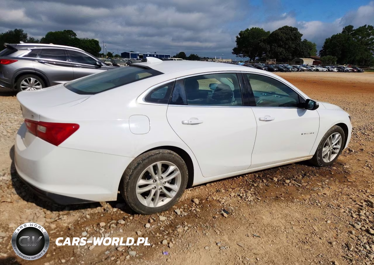 2017 Chevrolet Malibu Lt VIN:1G1ZE5ST6HF215526 - 3