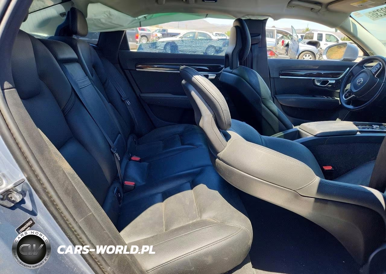 2018 Volvo S90 T5 Momentum VIN:LVY982AK9JP036539 - 10