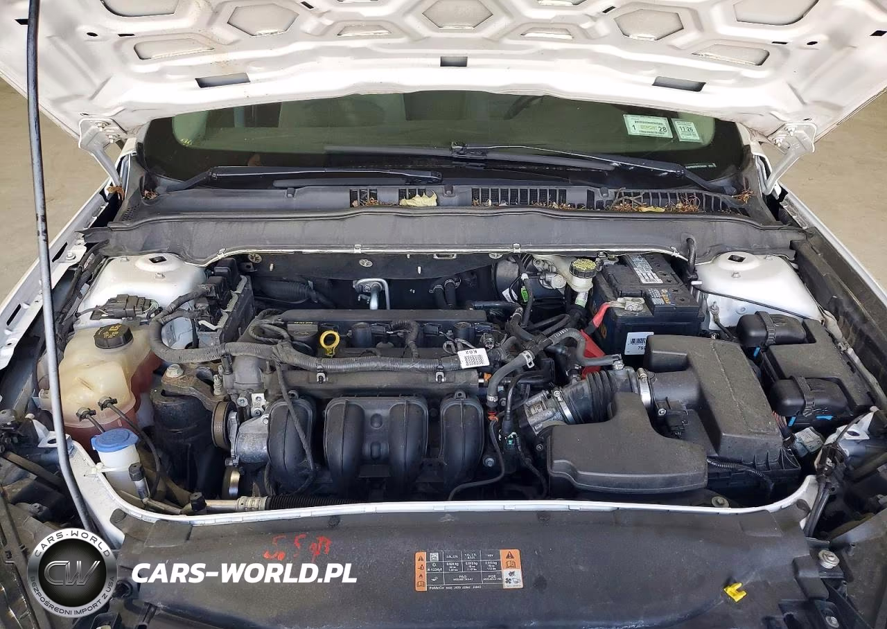 2015 Ford Fusion S VIN:3FA6P0G79FR134500 - 11