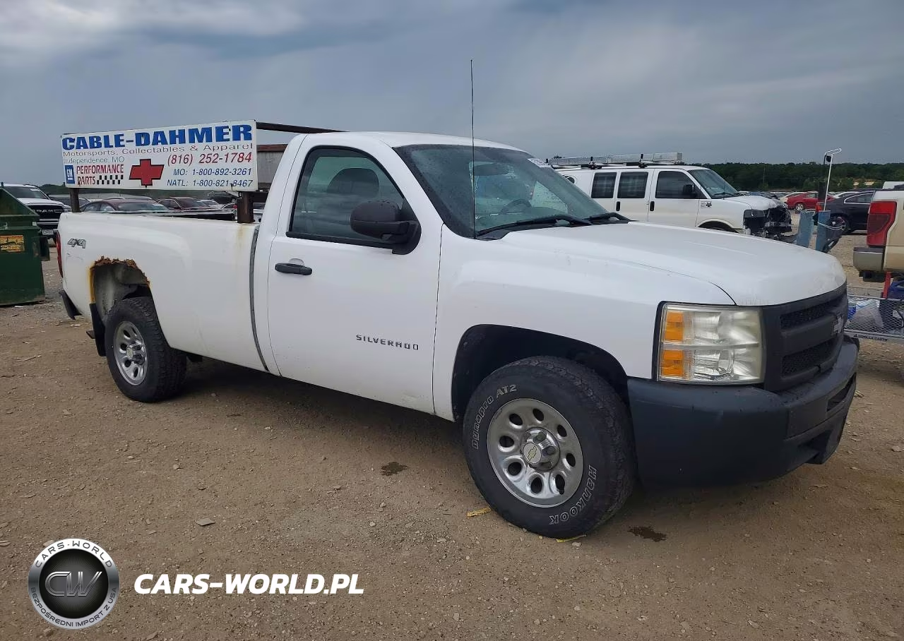 2011 Chevrolet Silverado C1500 VIN:1GCNCPEX8BZ383776 - 4