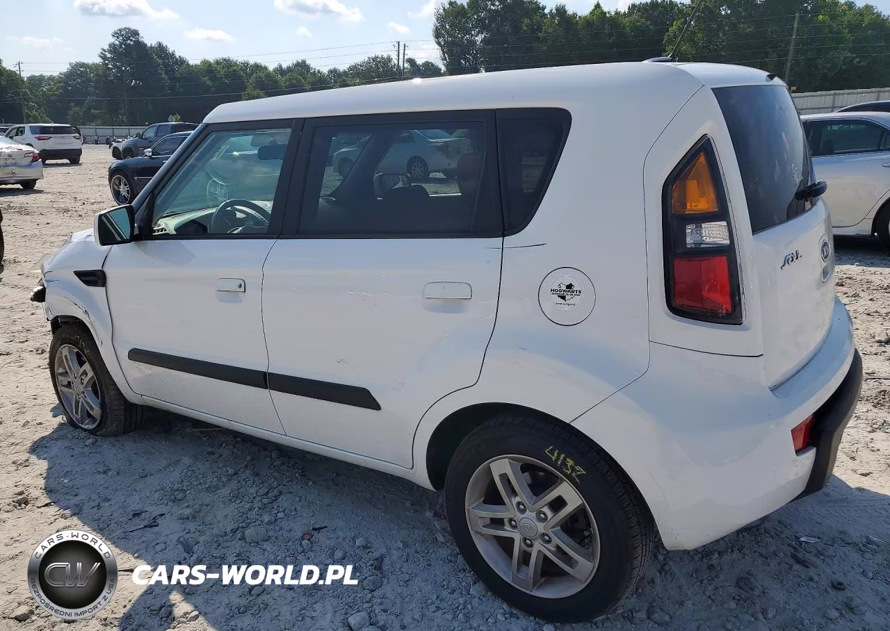 2010 Kia Soul + VIN:KNDJT2A28A7701675 - 2