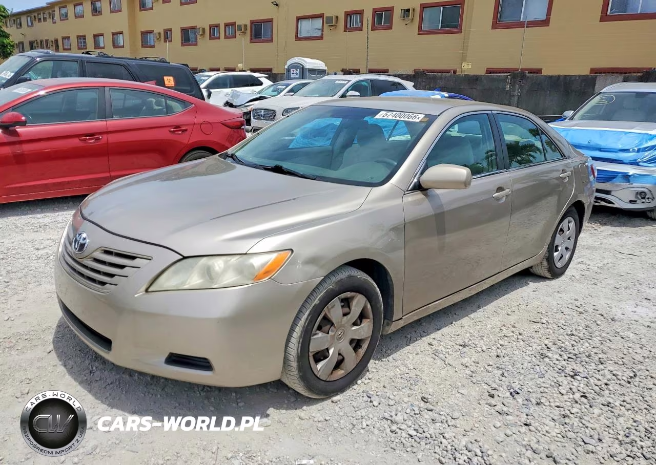 2007 Toyota Camry Le – zdjęcie 1 z 13