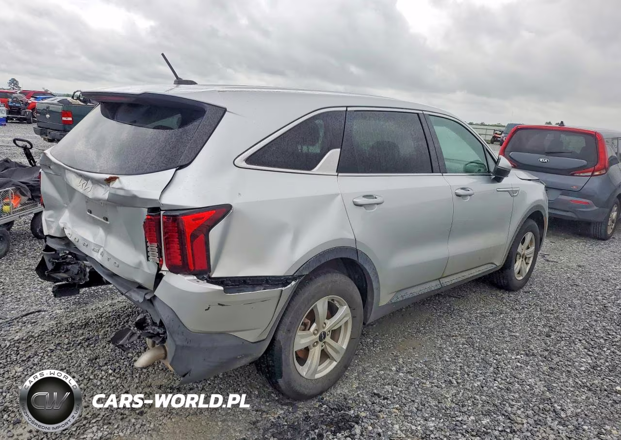 2022 Kia Sorento Lx VIN:5XYRG4LC2NG088163 - 3