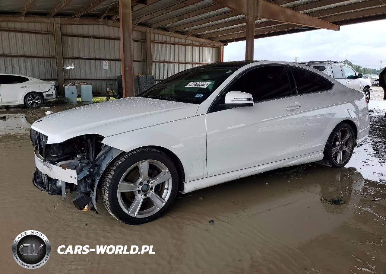 2014 Mercedes-Benz C 250