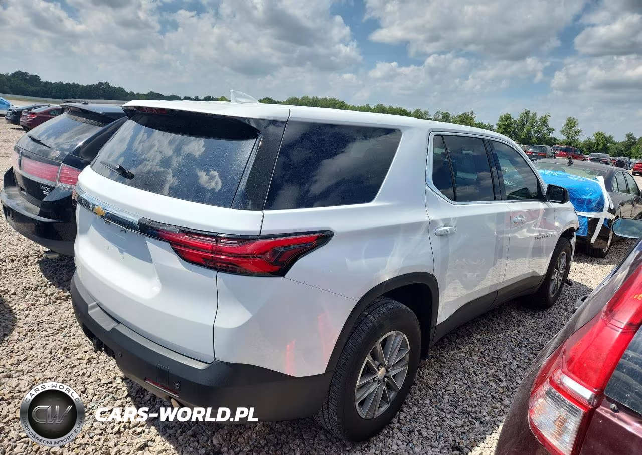 2023 Chevrolet Traverse Ls VIN:1GNERFKW7PJ312893 - 3
