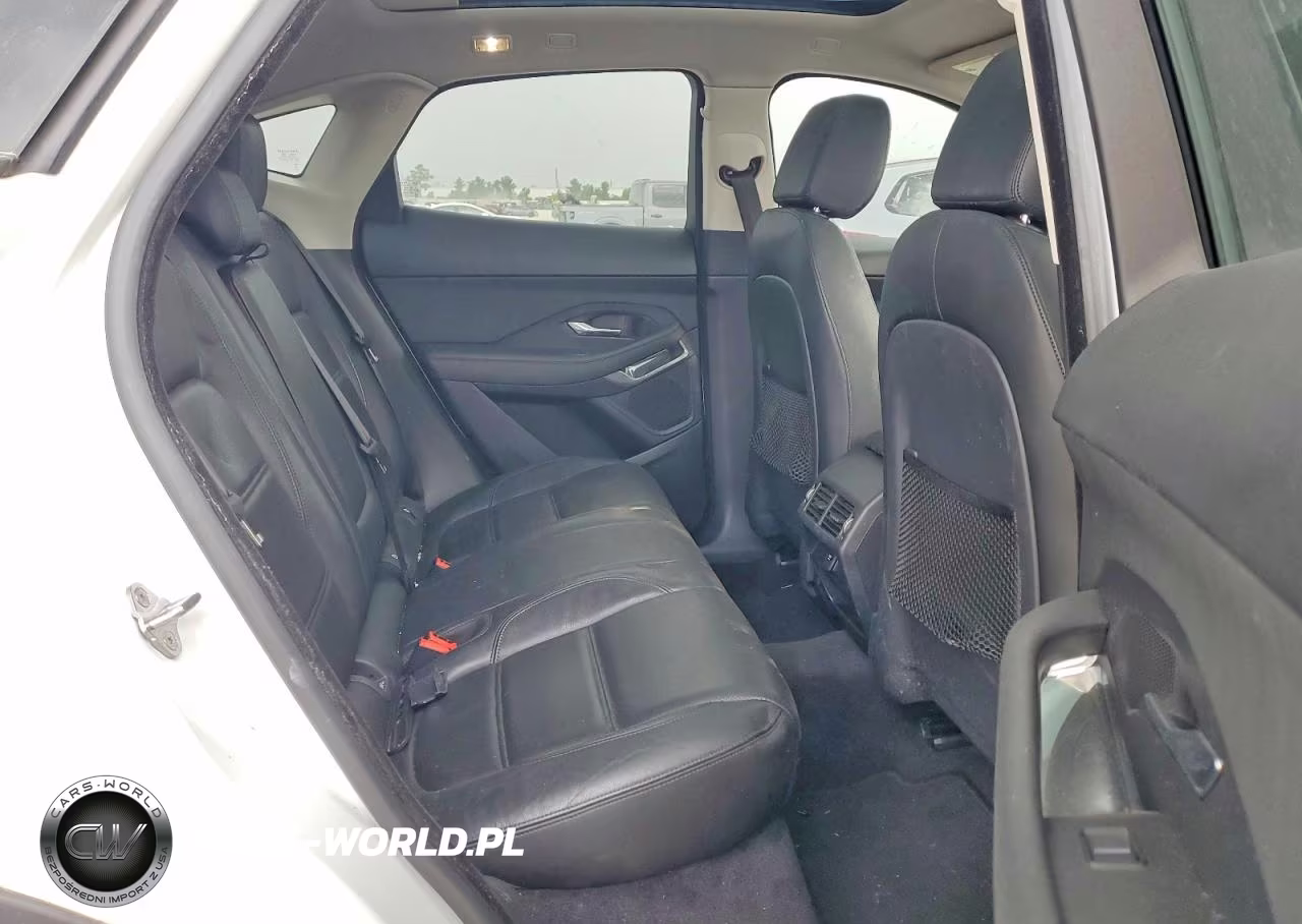 2019 Jaguar E-Pace S VIN:SADFJ2FX9K1Z62984 - 11