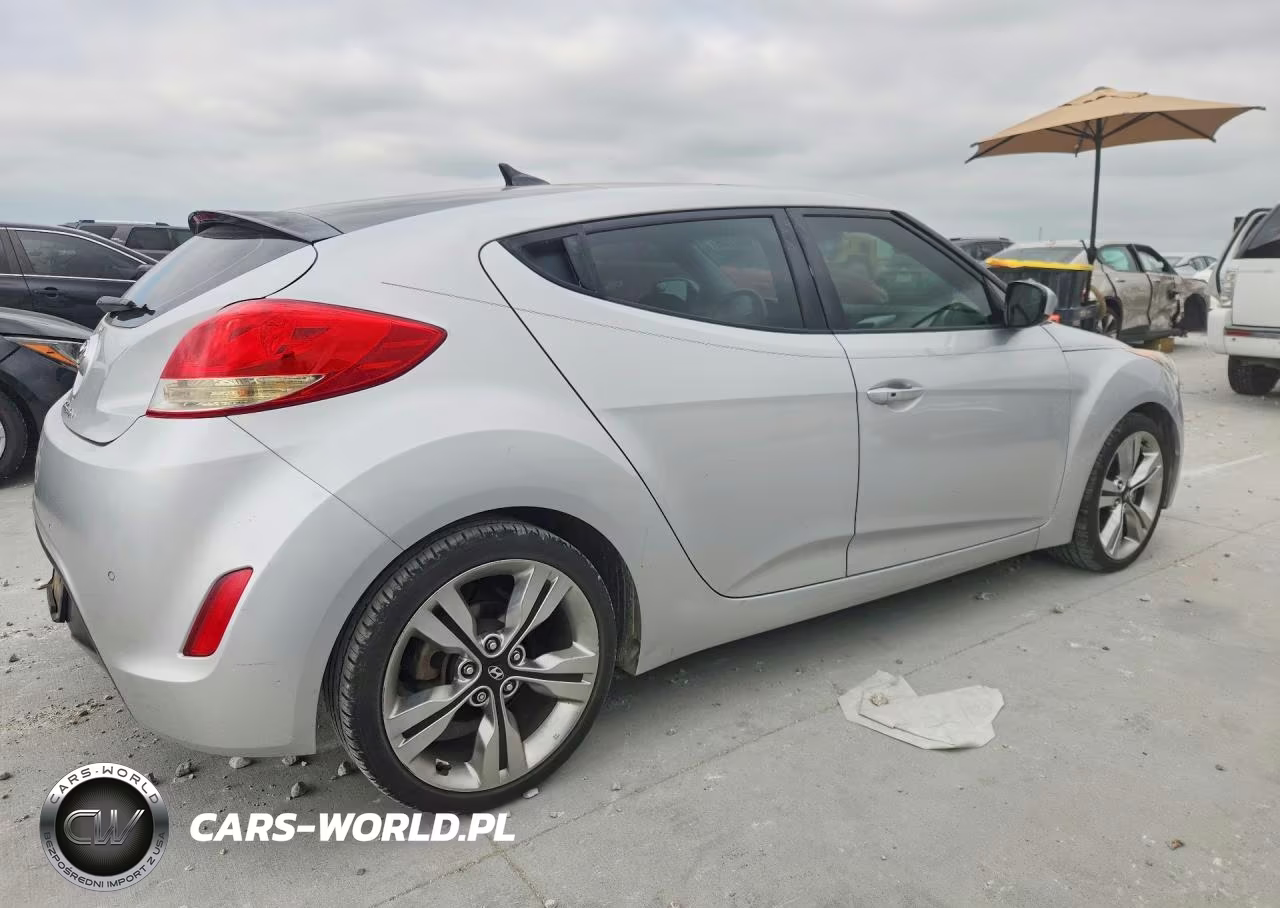 2014 Hyundai Veloster Base VIN:KMHTC6AD3EU188582 - 3