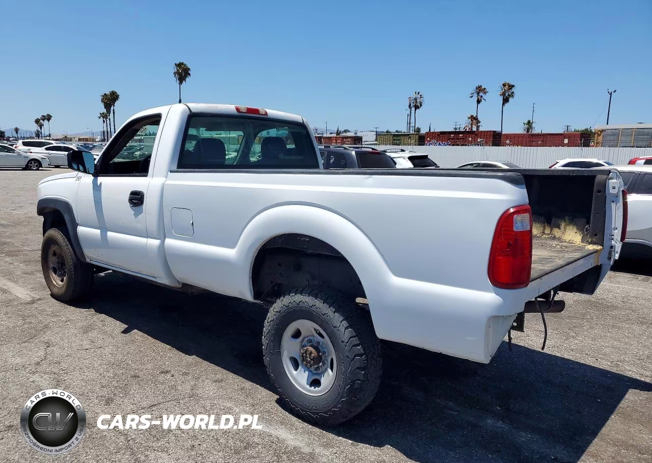 2004 Chevrolet Silverado C2500 Heavy Duty VIN:1GBHC24UX4E175162 - 2