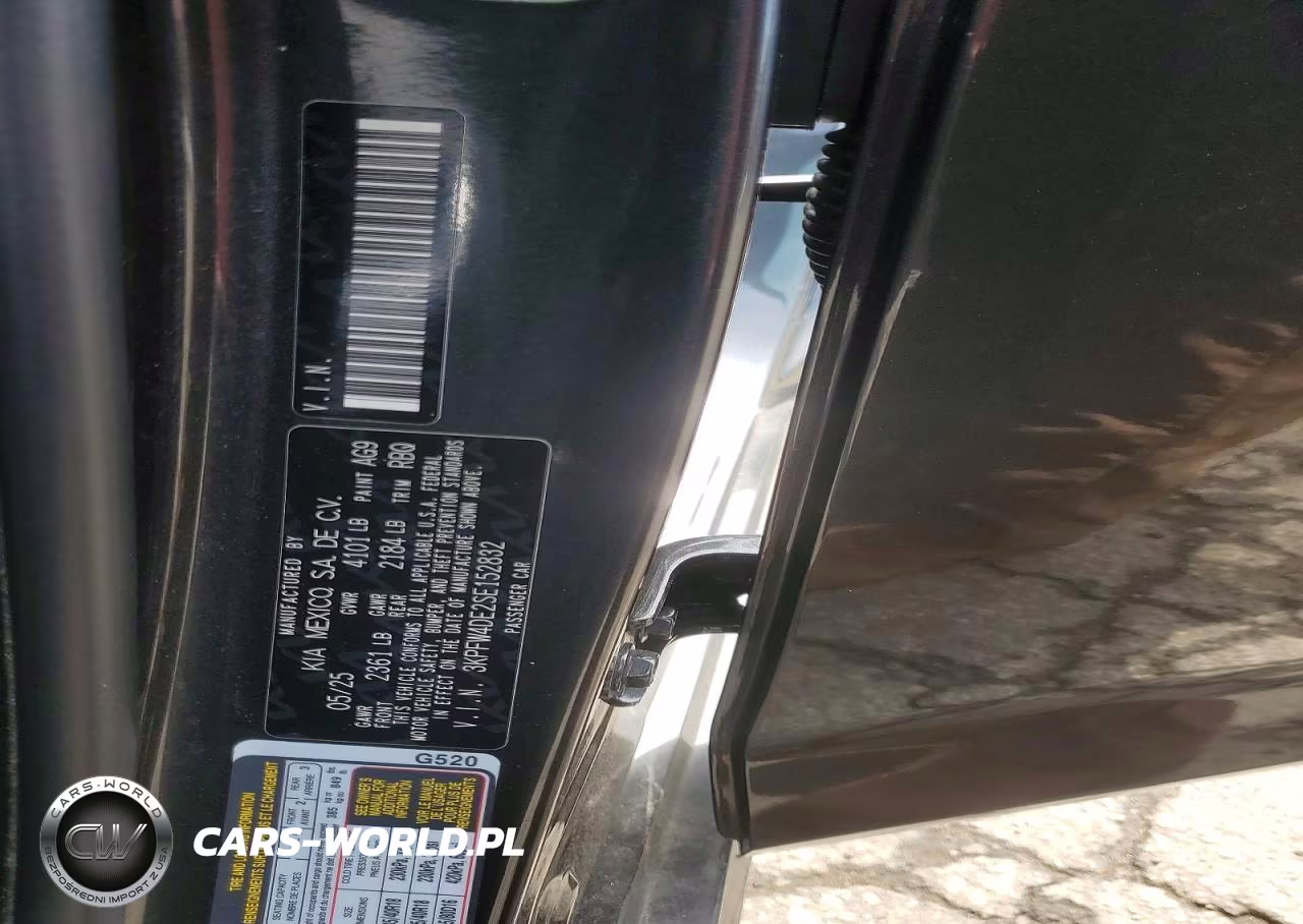 2025 Kia K4 Gt Line VIN:3KPFW4DE2SE152832 - 12
