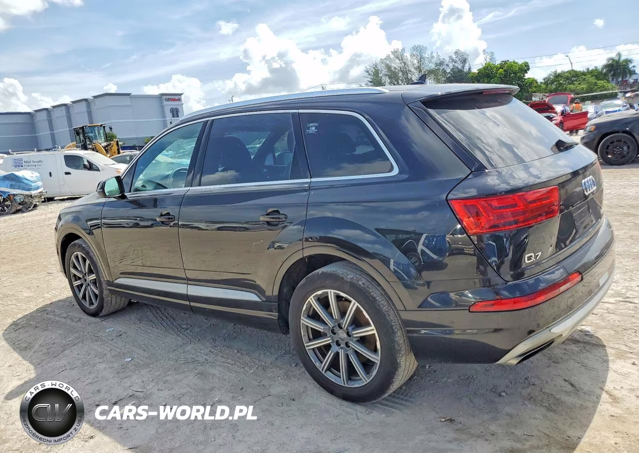 2019 Audi Q7 Premium VIN:WA1AAAF78KD001897 - 2