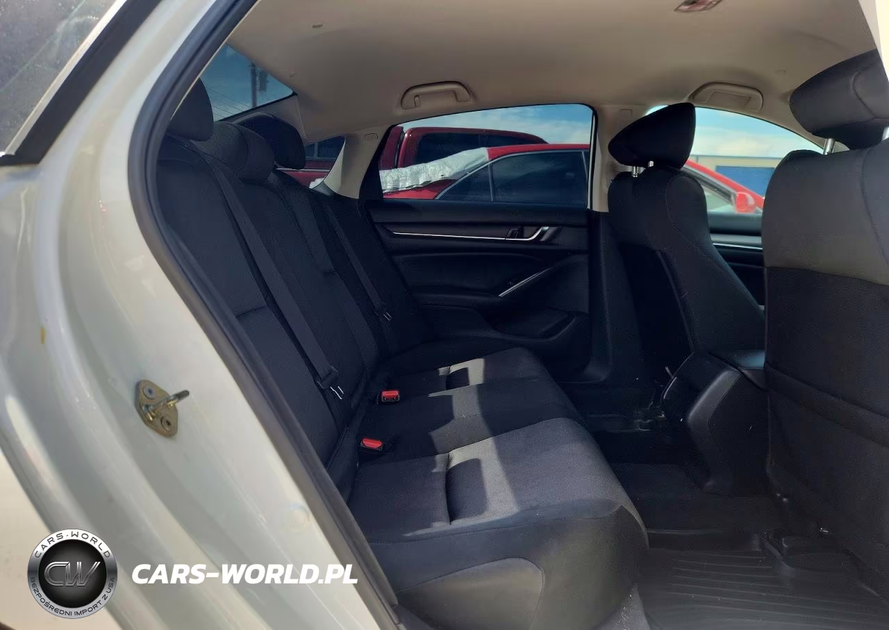 2018 Honda Accord VIN:1HGCV3F13JA000376 - 10