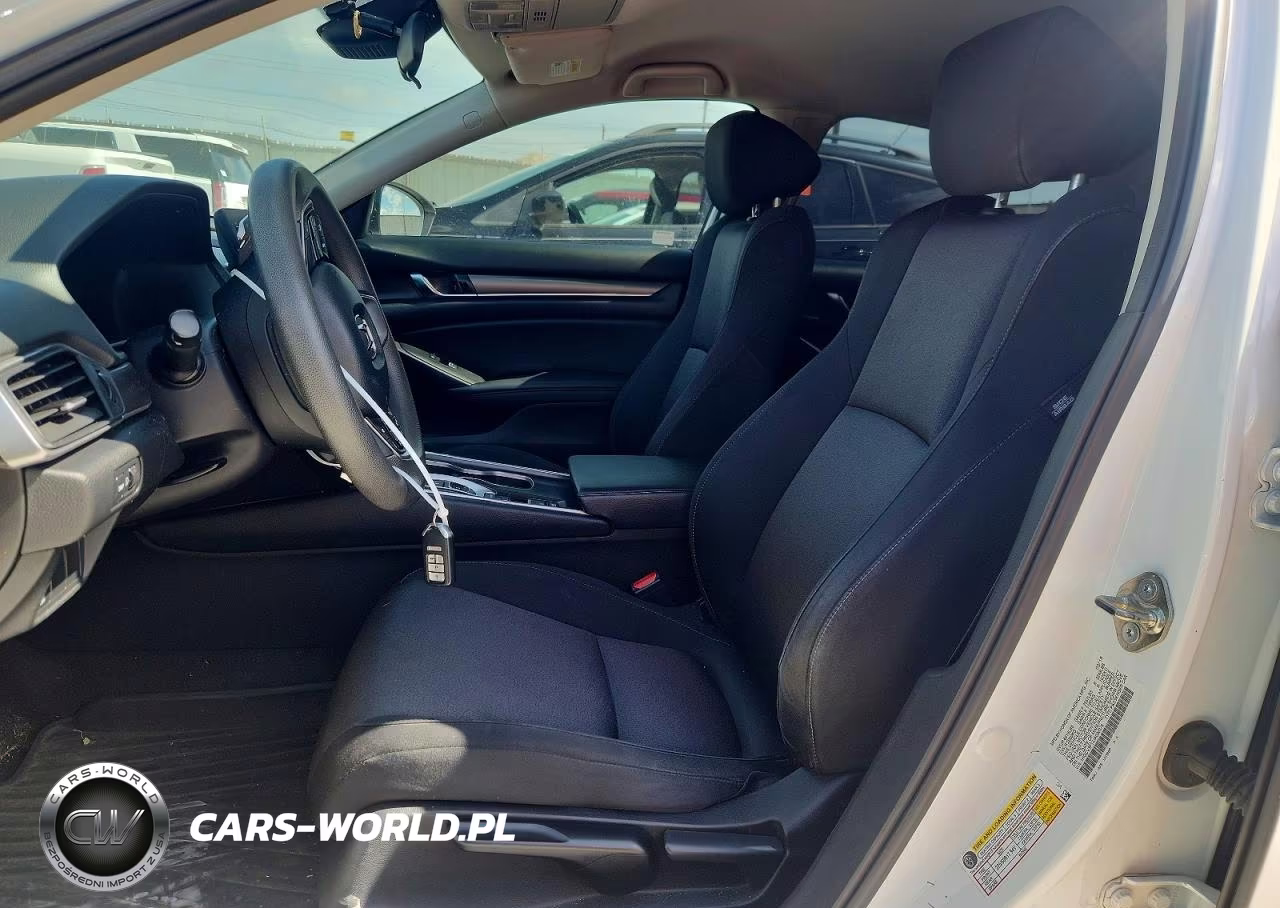 2018 Honda Accord VIN:1HGCV3F13JA000376 - 7